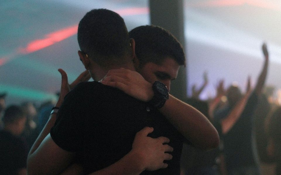 couple hugging