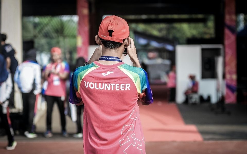 meet new people volunteering