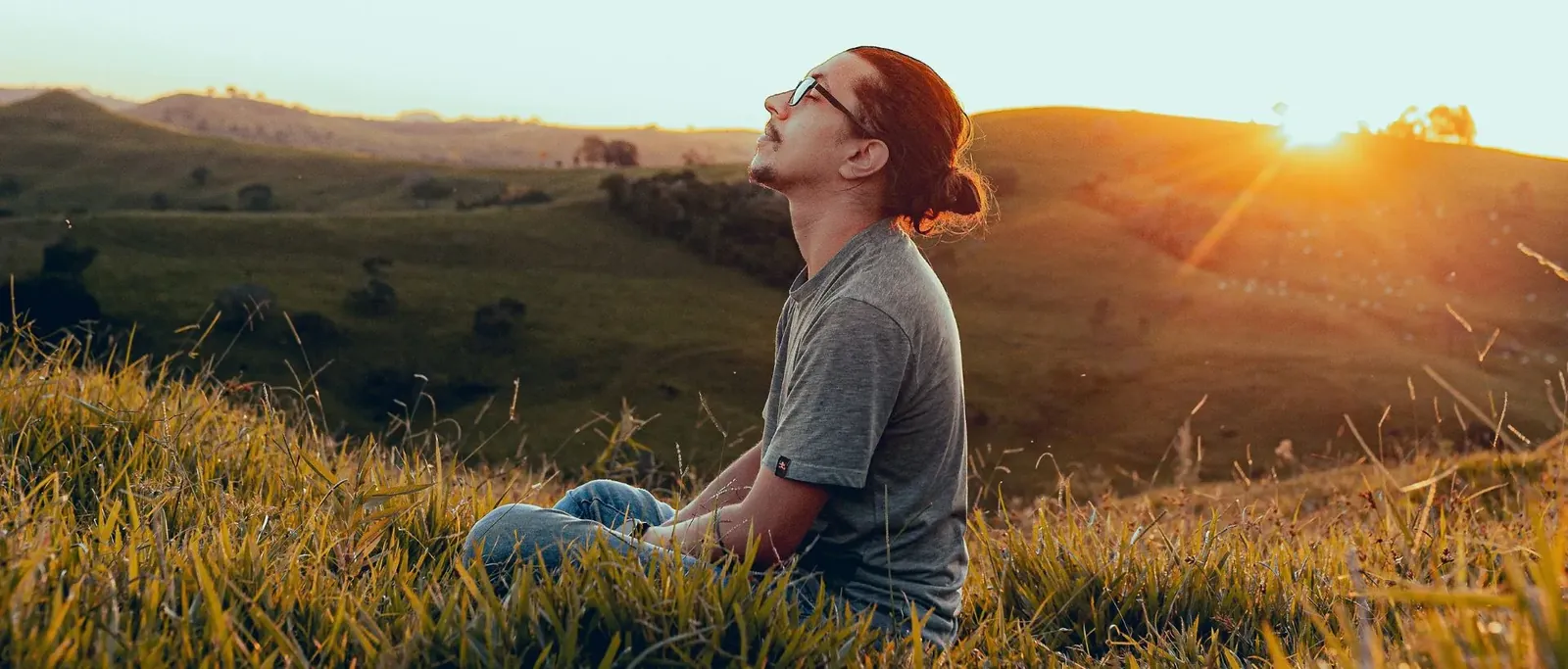 How to Calm Anxiety in 2025: 15 Tips to Manage Anxiety